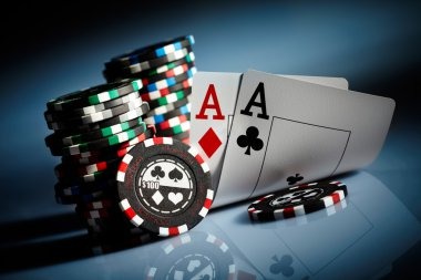 Live dealer roulette table with player dashboard